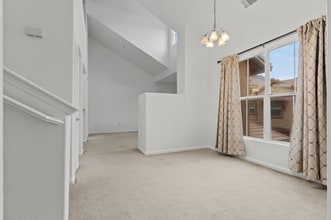 5350 Dunlay Dr in Sacramento, CA - Building Photo - Building Photo