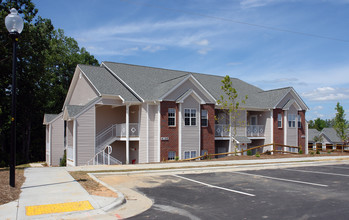 Chamberlain Place Apartments in Winston-Salem, NC - Building Photo - Building Photo