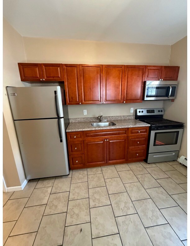 61 Williams Ave, Unit Williams Ave Carbondale in Carbondale, PA - Building Photo - Building Photo