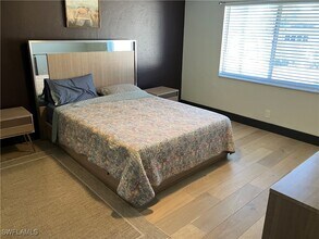 4180 Looking Glass Ln in Naples, FL - Building Photo - Building Photo