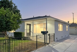 345 N Florence St in Burbank, CA - Building Photo - Building Photo