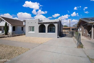 3129 Douglas Ave, Unit 2 in El Paso, TX - Building Photo - Building Photo