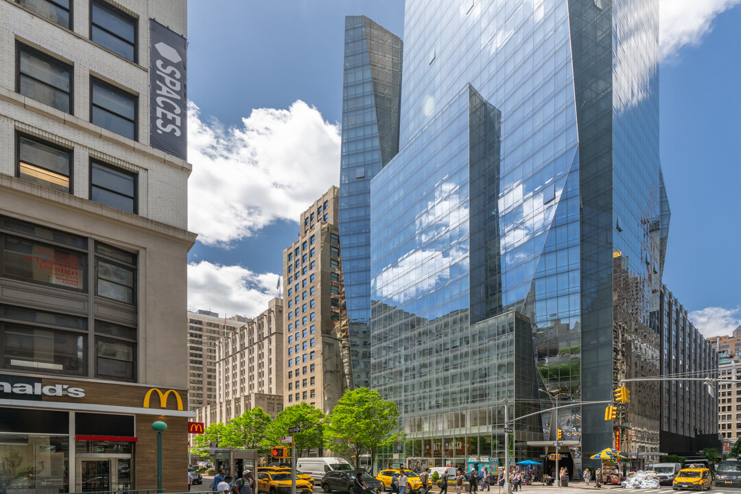 400 Park Ave S in New York, NY - Building Photo