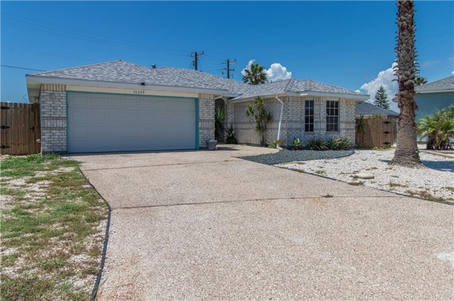 16049 Treebine Dr in Corpus Christi, TX - Building Photo - Building Photo