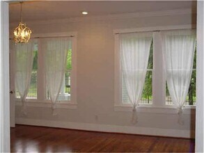 1315 Eagle St in Houston, TX - Building Photo - Building Photo