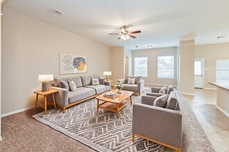 3010 Silverwood Park Ln in Spring, TX - Building Photo - Building Photo