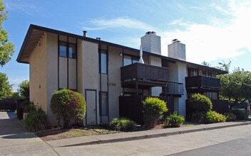 1965 Desert Cir in Walnut Creek, CA - Building Photo - Building Photo