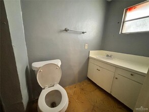 518 W U.S. Hwy 83 in Pharr, TX - Building Photo - Building Photo