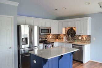13410 White Granite Dr in Fishers, IN - Building Photo - Building Photo