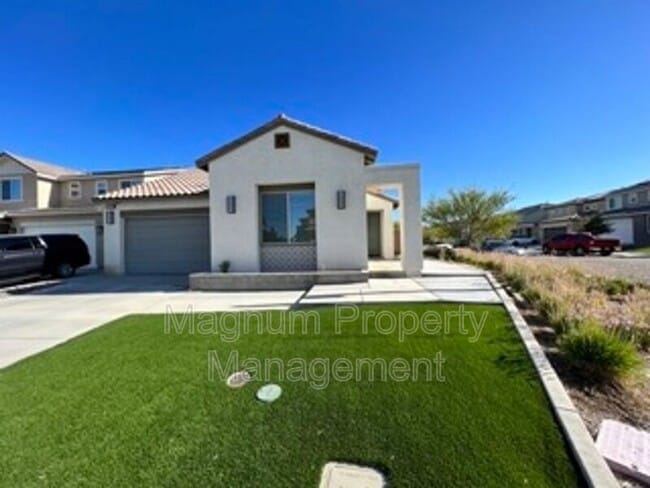 30960 Falling Star Pl in Murrieta, CA - Building Photo - Building Photo
