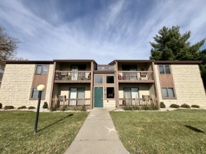 1937 Alden Rd in Janesville, WI - Building Photo