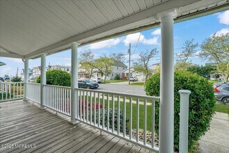116 11th Ave in Belmar, NJ - Foto de edificio - Building Photo