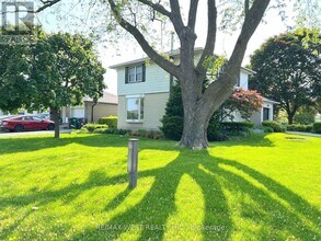 47 Durham Crescent in Brampton, ON - Building Photo - Building Photo