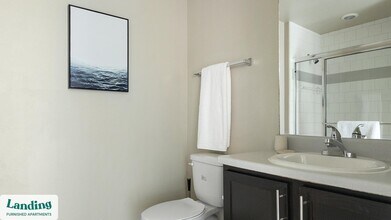 4590 Winkler Ave, Unit 5-302 in Ft. Myers, FL - Building Photo - Building Photo