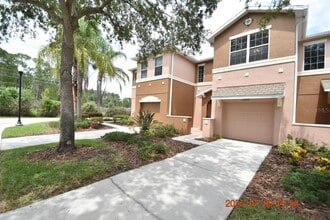 2954 Birchcreek Dr in Wesley Chapel, FL - Foto de edificio - Building Photo