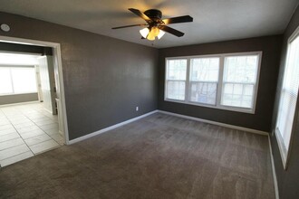 2209 25th St in Lubbock, TX - Foto de edificio - Building Photo