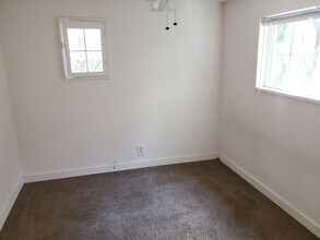 23754 Bowl Rd in Crestline, CA - Building Photo - Building Photo