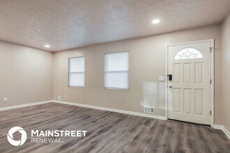 8030 Kendrick Rd in Jonesboro, GA - Building Photo - Building Photo