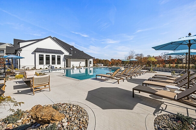 Hadley Place Apartments in Enola, PA - Building Photo - Building Photo