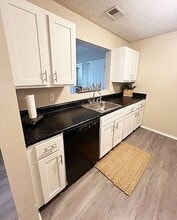 Village Square of Hot Springs in Hot Springs, AR - Building Photo - Building Photo