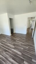 131 Hoyt St, Unit Lower in Dunkirk, NY - Building Photo - Building Photo