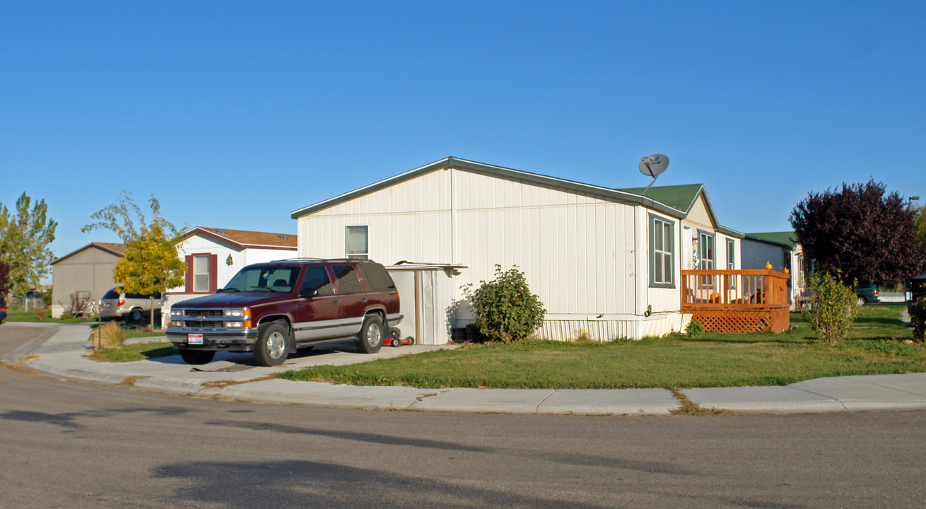 Creekside Estates in Caldwell, ID - Foto de edificio