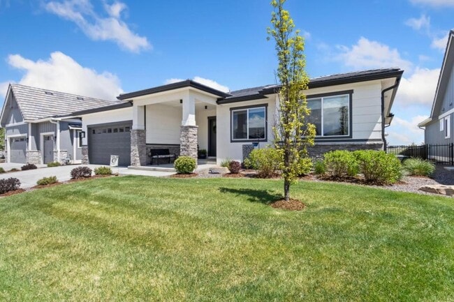 property at 3098 Heron Lakes Pkwy