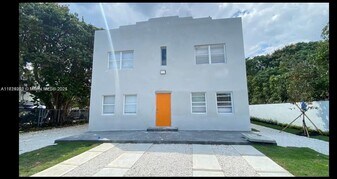6828 NW 3rd Ave in Miami, FL - Building Photo