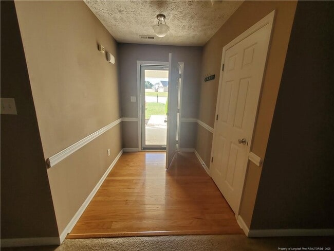 160 Yellowstone Ct in Raeford, NC - Building Photo - Building Photo