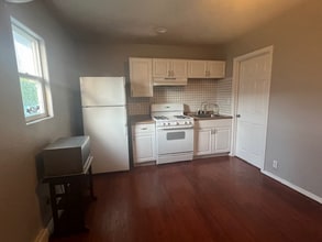 68660 Panorama Rd in Cathedral City, CA - Building Photo - Building Photo