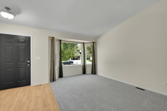 5750 S Youngfield St in Littleton, CO - Building Photo - Building Photo