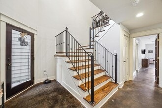 420 W Saulnier St in Houston, TX - Building Photo - Building Photo