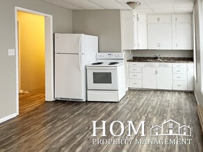 804 N Broad St, Unit 2 in Mankato, MN - Building Photo - Building Photo