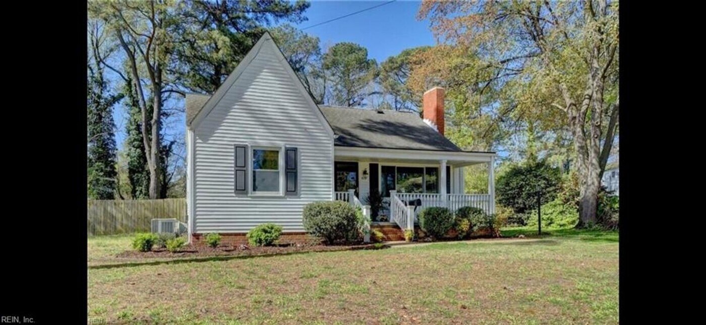 419 Virginia Dr in Norfolk, VA - Building Photo