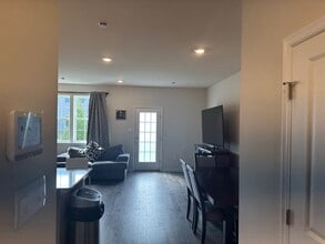 17 Nelsons Way in Westampton, NJ - Foto de edificio - Building Photo