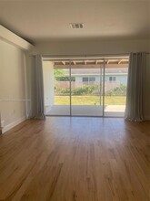 9320 SW 125th Terrace in Miami, FL - Building Photo - Building Photo
