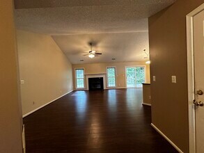 115 Hyacinth Lane in Asheville, NC - Building Photo - Building Photo