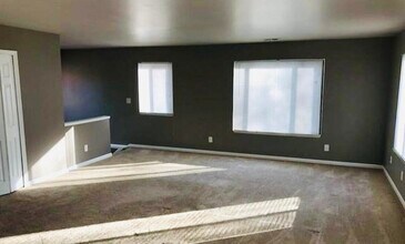 677 Karmada St in Plymouth, MI - Building Photo - Building Photo