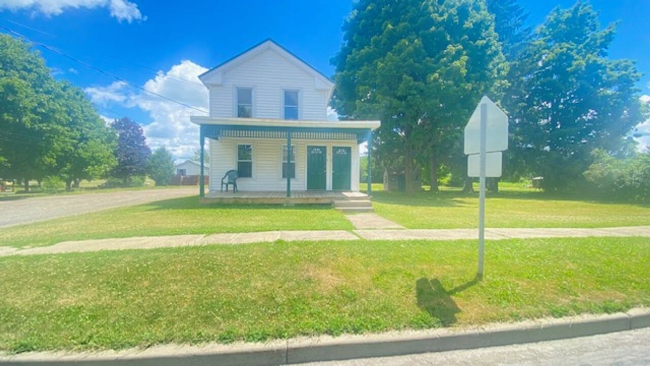 53 Classic St in Sherburne, NY - Building Photo