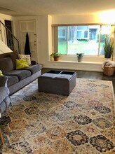 15076 Varsity St in Moorpark, CA - Building Photo - Building Photo