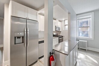 7435 JFK Blvd E in North Bergen, NJ - Building Photo - Building Photo