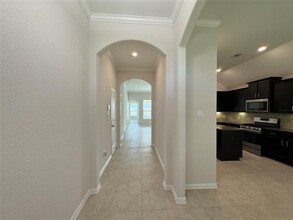 616 Maple Point Dr E in Conroe, TX - Building Photo - Building Photo