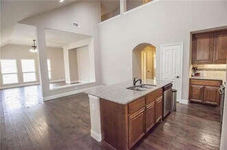 824 Lighthouse Ln in Savannah, TX - Building Photo - Building Photo