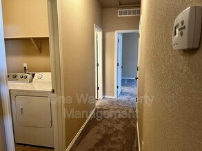6915 W 3rd St in Greeley, CO - Foto de edificio - Building Photo