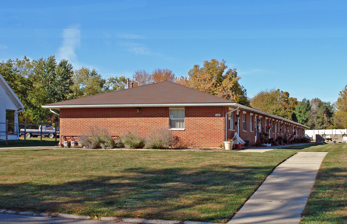 27 Quinby Ln in Dayton, OH - Building Photo