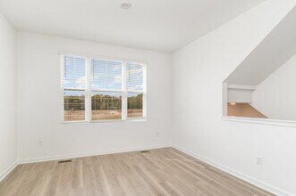 2171 Yellowstone Blvd in Mundelein, IL - Building Photo - Building Photo
