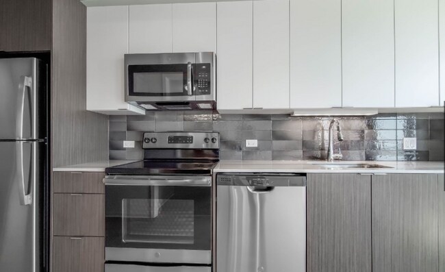 2113 S Wabash Ave in Chicago, IL - Building Photo - Building Photo