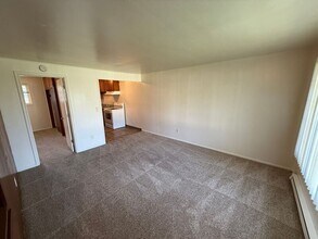 586 Ford St SE in Salem, OR - Building Photo - Building Photo