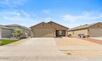 3721 Loma Jacinto in El Paso, TX - Building Photo