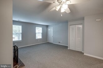 1002 Huntingdon Mews, Unit 1002 in Clementon, NJ - Foto de edificio - Building Photo